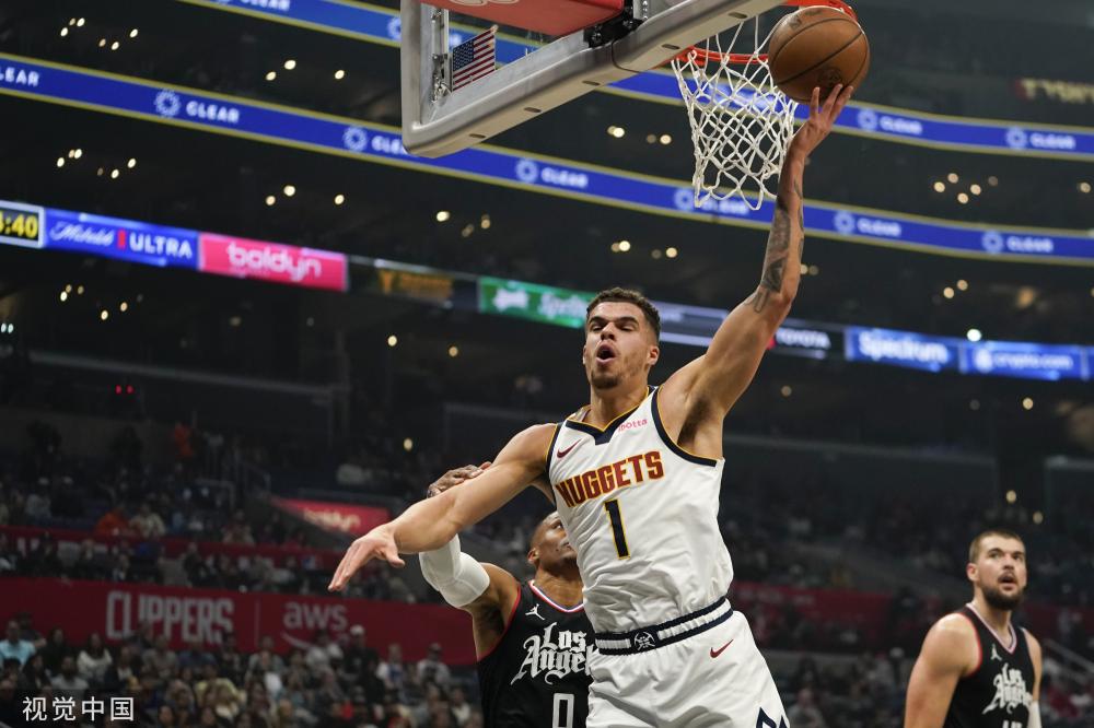 上影响了球 上影响了球