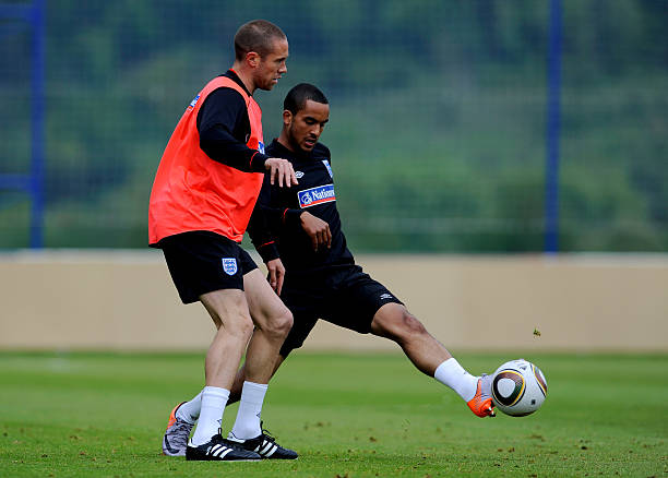 总是充满激 总是充满激